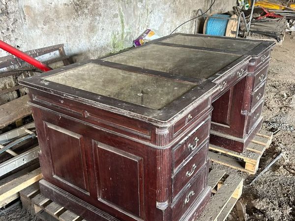 Antique writing desk - Main image