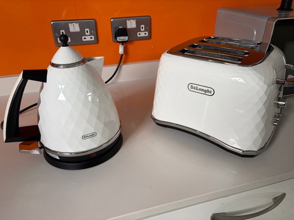 De’Longhi kettle & toaster premium diamond finish - Main image