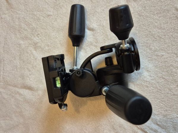 Two K & F Concept Tripods with 2 Panoramic Heads - Main image