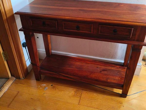 Beautiful new solid table,100 cost lot more - Main image