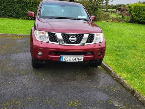 Nissan pathfinder - Main image