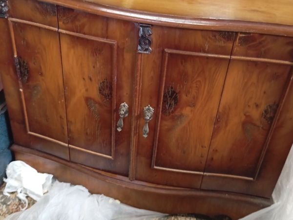 Antique burr walnut - Main image
