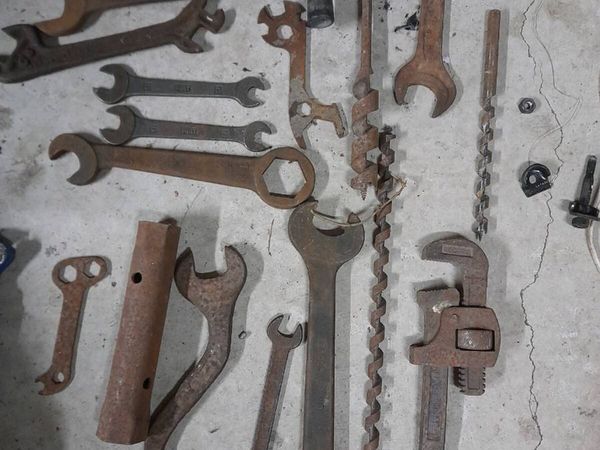 Old vintage tools - Main image