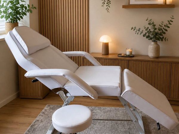Beauty Therapy bed and stool set nrand new - Main image