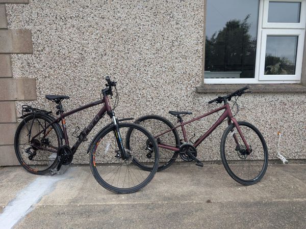 Pair of Hybrid Bicycles (Carrera 19" & Liv XS) - Main image