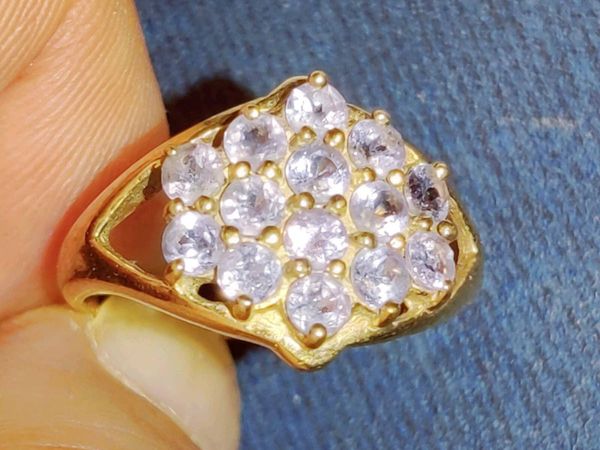 HUGE TANZANITE CLUSTER, 9CT Gold New Ring & Cert ! - Main image