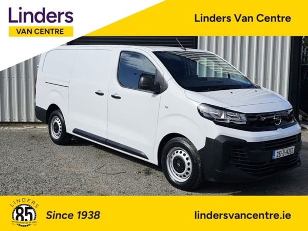 Opel Vivaro LWB - LOW KMS / PLY LINED - Main image
