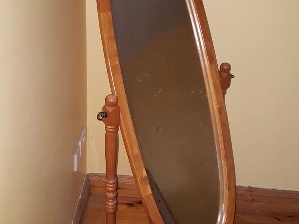 Mirror bedroom - Main image