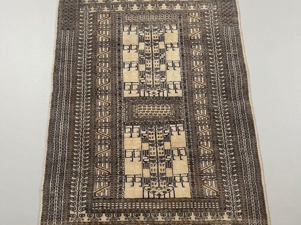 Semi Antique Yazd Iranian Hand-Knotted Rug - Main image