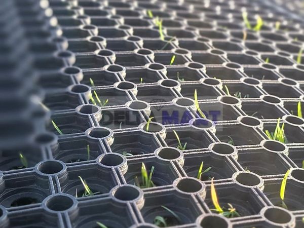 5ft x 3ft Grass Rubber Mat – Heavy Duty Outdoor - Main image