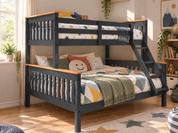 TRIPLE SLEEPER BUNK BEDS - Main image