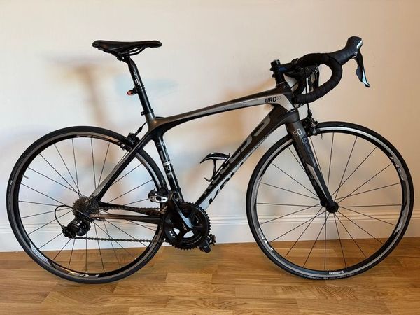 Kellys URC 50 Full Carbon Road Bike Shimano 105 11 Speed Exceptional Condition - Main image
