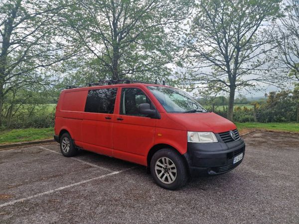 2006 VW Transporter T5 LWB 2.5 TDI Crew Cab / Day - Main image
