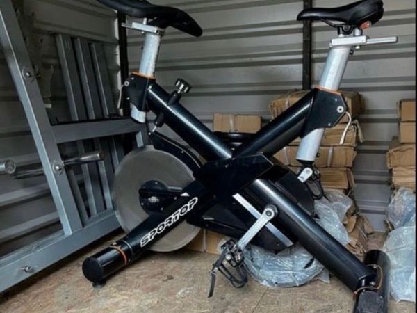30kg FLYWHEEL Sportop cb8500 spin bike. - Main image