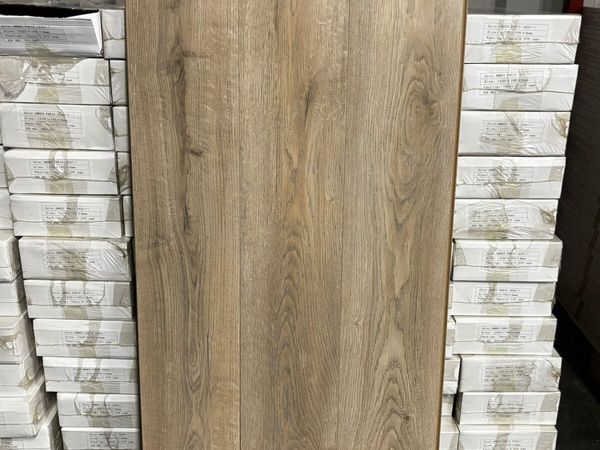 New 8mm Paris Laminated Flooring - Main image