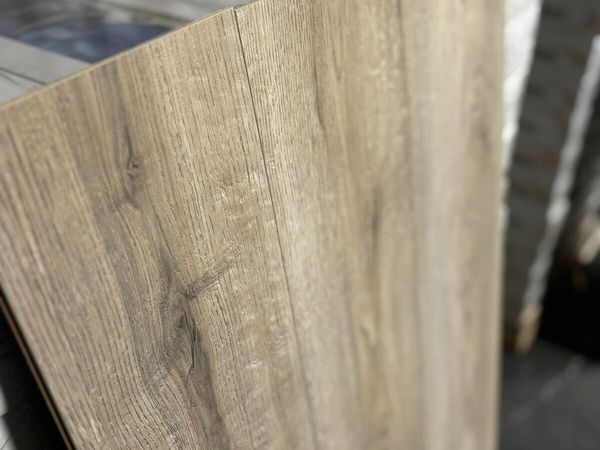 New 8mm Laminated Flooring Free Delivery - Main image