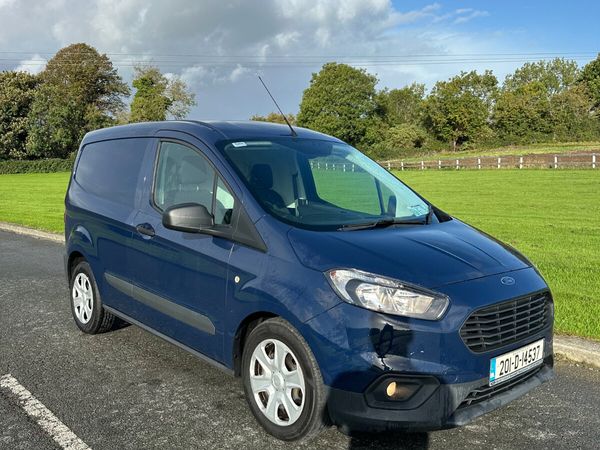 Ford Transit Courier 2020 DOE 02/27 - Main image