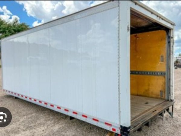 Anyone got any 20 foot box bodys - Main image