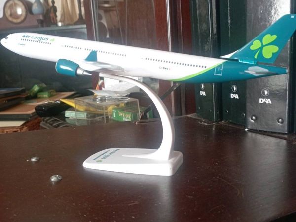 AER LINGUS AIRBUS A 330-300 I/200 SCALE CLICK -FIX - Main image