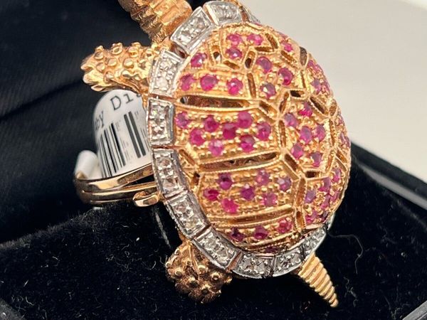 9k rose & white gold turtle ring, ruby & diamond - Main image