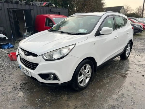 2013 Hyundai ix35 1.7 Diesel very light damage - Main image