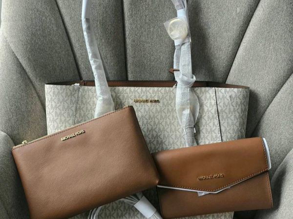 Authentic Michael Kors Set – 3 bags in 1 - Main image