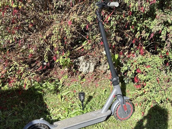E scooter AovoPro - Main image