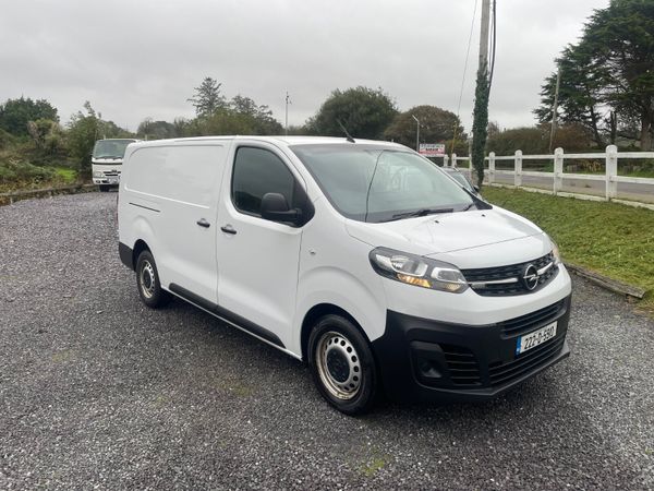 Opel Vivaro 2022 - Main image