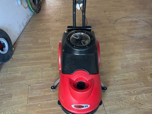 Battery operated scrubber dryer - Main image