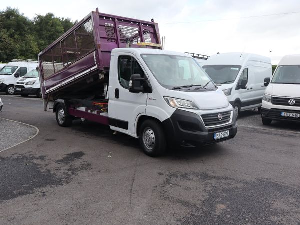2019 FLAT DUCATO 3 WAY TIPPER WITH TAIL LIFT - Main image