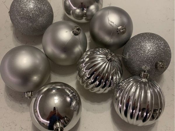 Christmas baubles - Main image