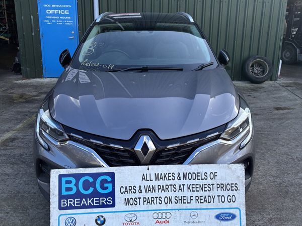 2023 renault captur parts breaking - Main image