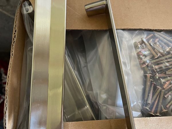 Kitchen cabinet door handles - Main image