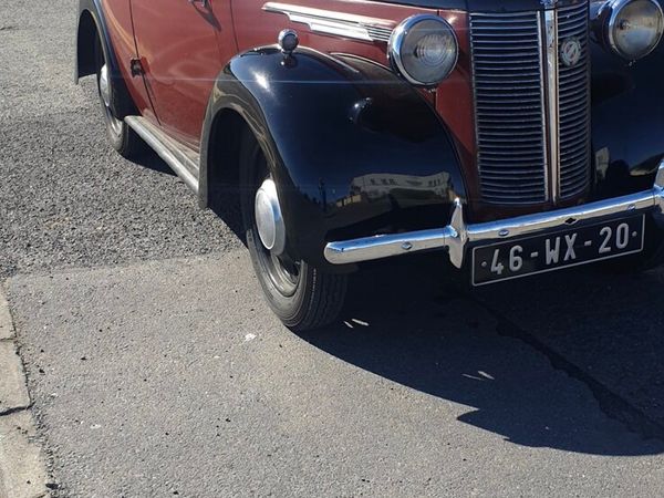 1946 austin - Main image