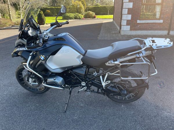 BMW GS 1200 Adventure - Main image