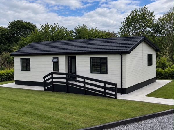 Cabin home - Main image