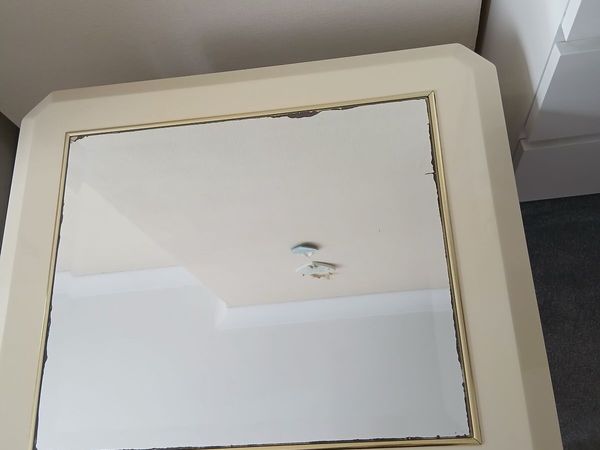 Small table with mirror - Main image