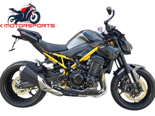Kawasaki Z900 - Main image