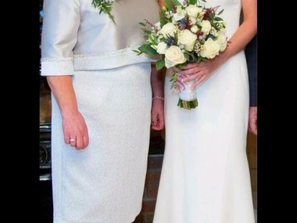 Mother of the bride outfit - Main image