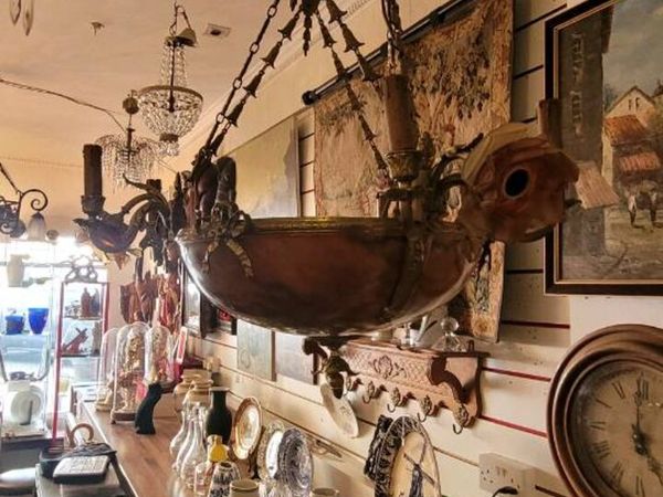 French Neoclassical / Louis XVI Style ceiling ligh - Main image