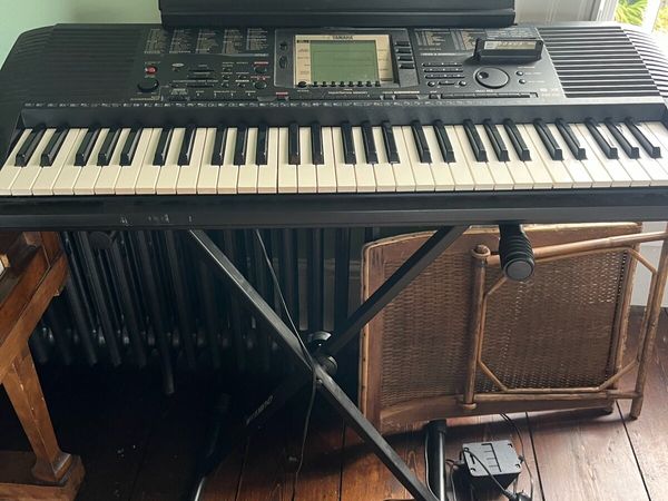 Electric keyboard - Main image