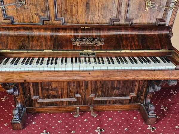 Vintage Piano excellent condition - Main image