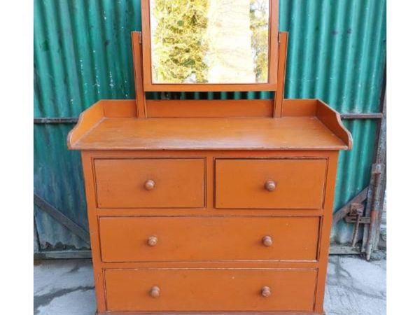 Dresser & Mirror by Millar & Beatty – KAS400 - Main image