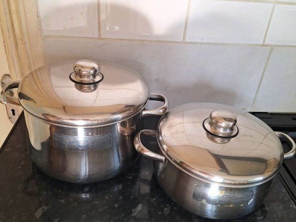 Two large Gourmet Pride pots - Main image