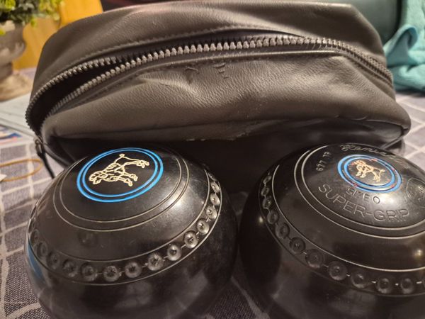 indoor bowls - Main image