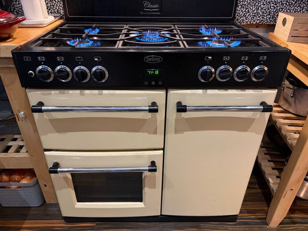 Belling 90cm 5 gas burner, 2 electric fan ovens - Main image