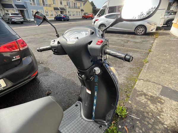 Suzuki address 125 - Main image
