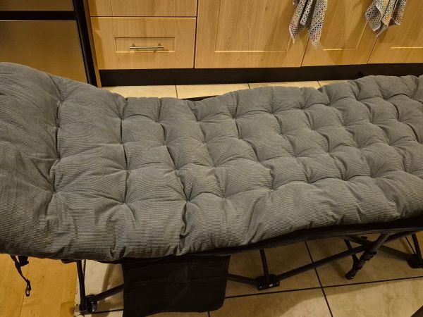 Foldaway camp bed and mattress - Main image