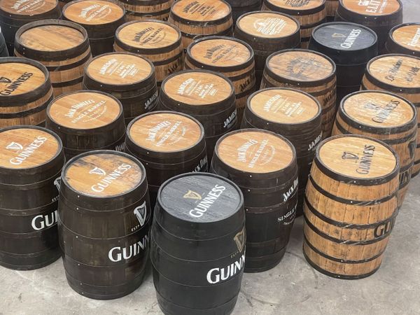 Whiskey Barrels - Varnished /Painted Style etc. - Main image