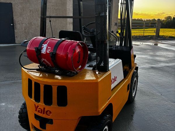 Forklift - Main image